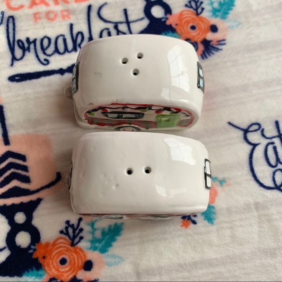 LAST 1!🎄 Xmas Camper Salt & Pepper Shakers 🎄 - Picture 4 of 8